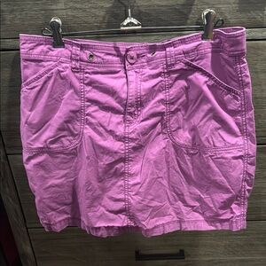 White Stag Purple/Pink Skirt with shorts underneath Size 10